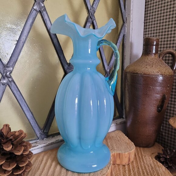 Vintage Fenton Blue Blown Glass Melon Flower Vase with Ruffled Edge - Picture 10 of 13